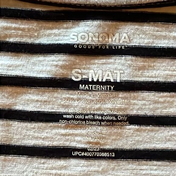 Sonoma maternity top size S ruched sides, stretchy 60% cotton 40% Polyester EUC - Picture 3 of 8